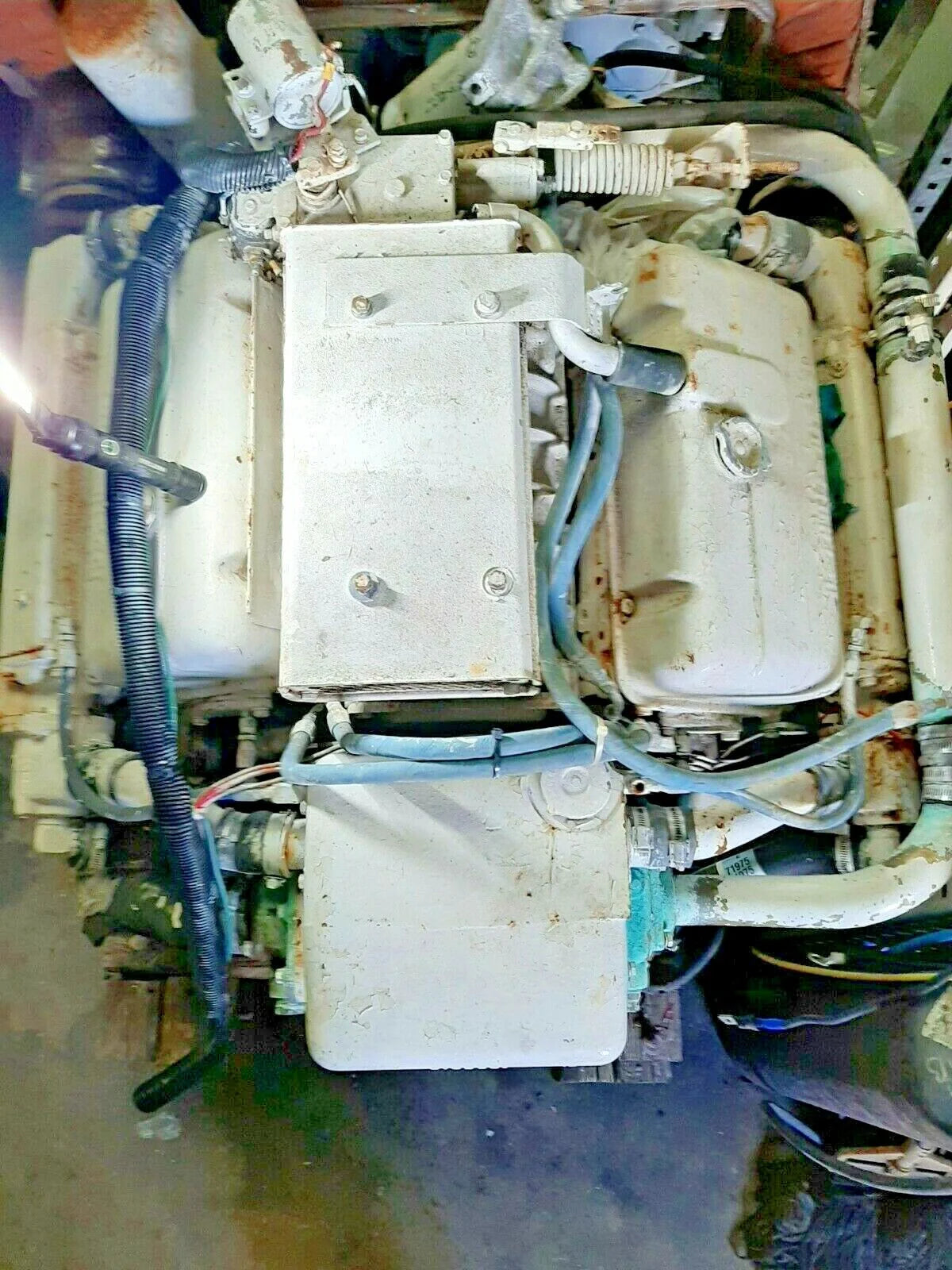 DETROIT 6V-53 DIESEL MARINE ENGINE " GREAT RUNNING TAKE-OUTS " BOBTAIL ( USED